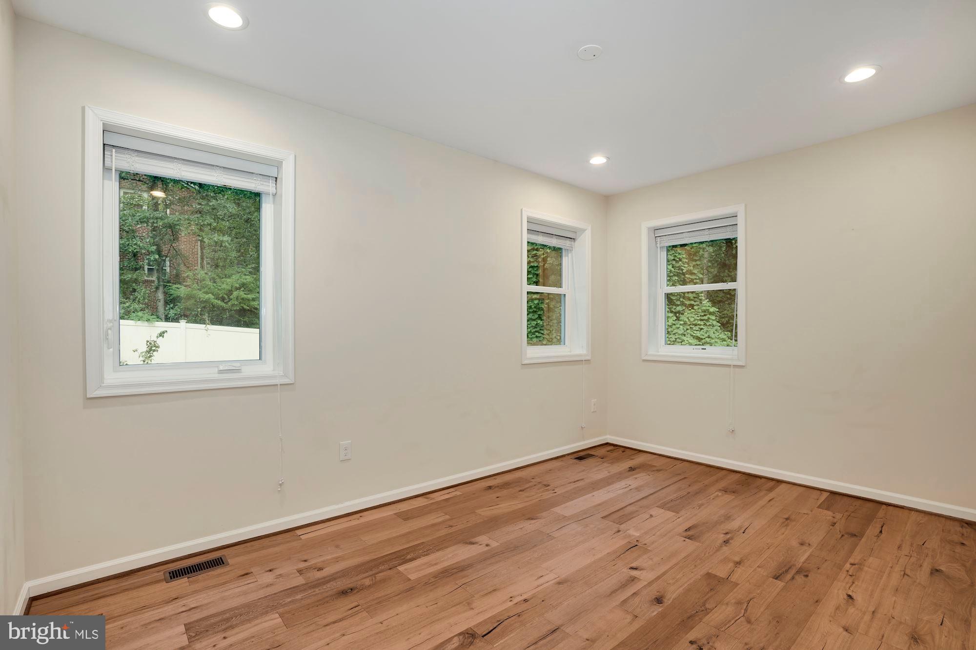 7307 Calamo Street Springfield, VA 22150 - Photo 19 of 45 Gallery Image 19