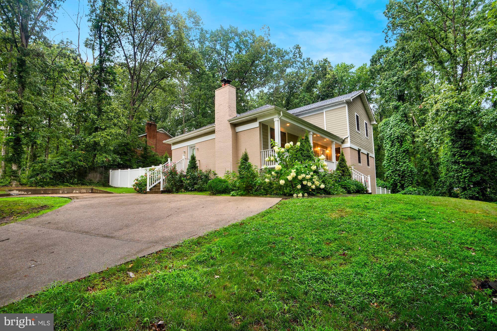7307 Calamo Street Springfield, VA 22150 - Photo 3 of 45 Gallery Image 3