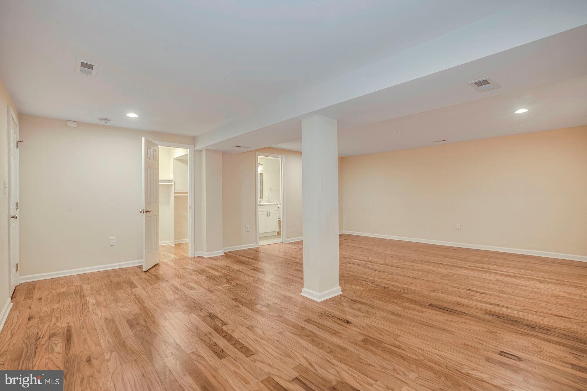 7307 Calamo Street Springfield, VA 22150 - Photo 36 of 45 Gallery Image 36