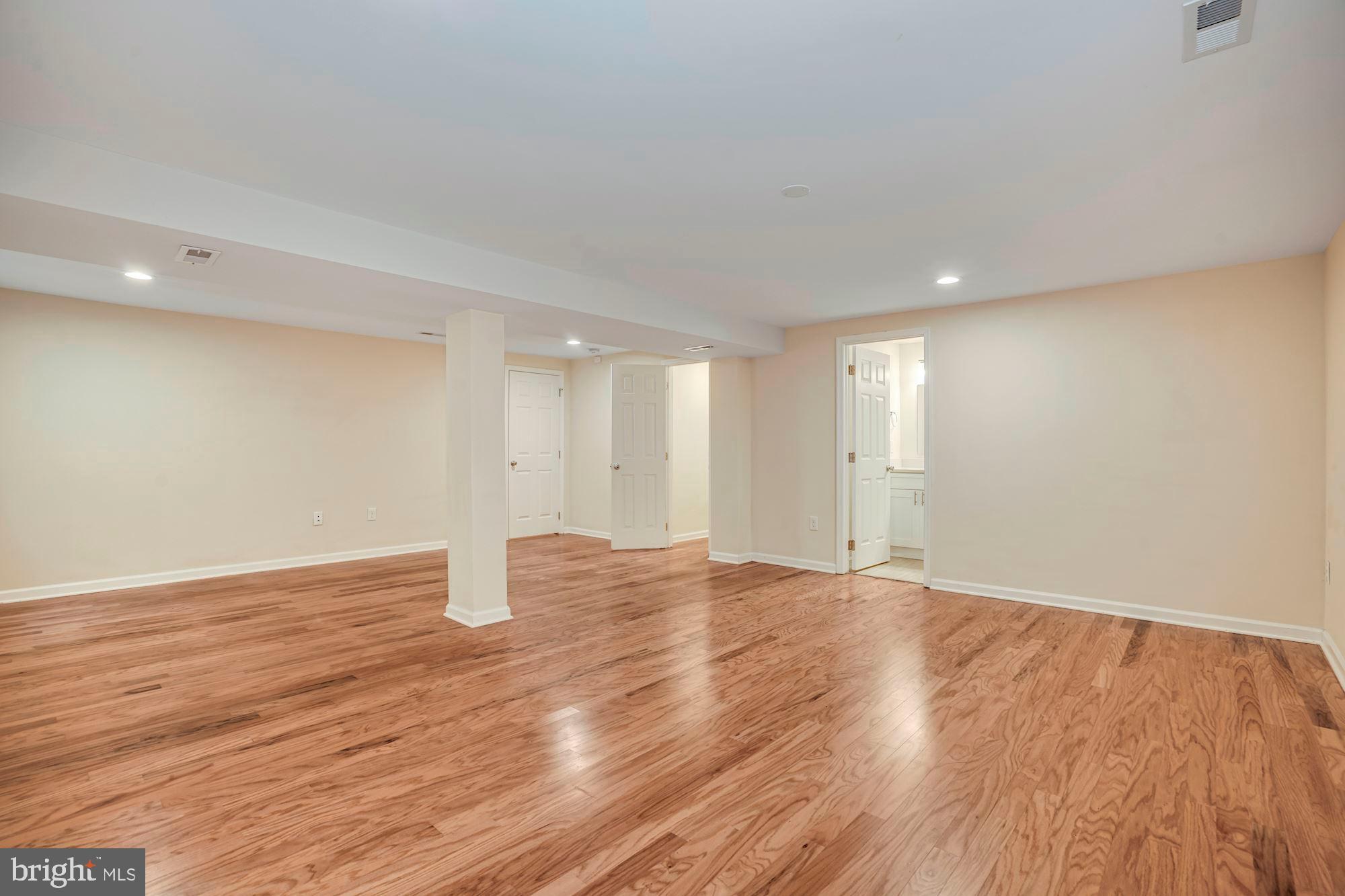 7307 Calamo Street Springfield, VA 22150 - Photo 37 of 45 Gallery Image 37