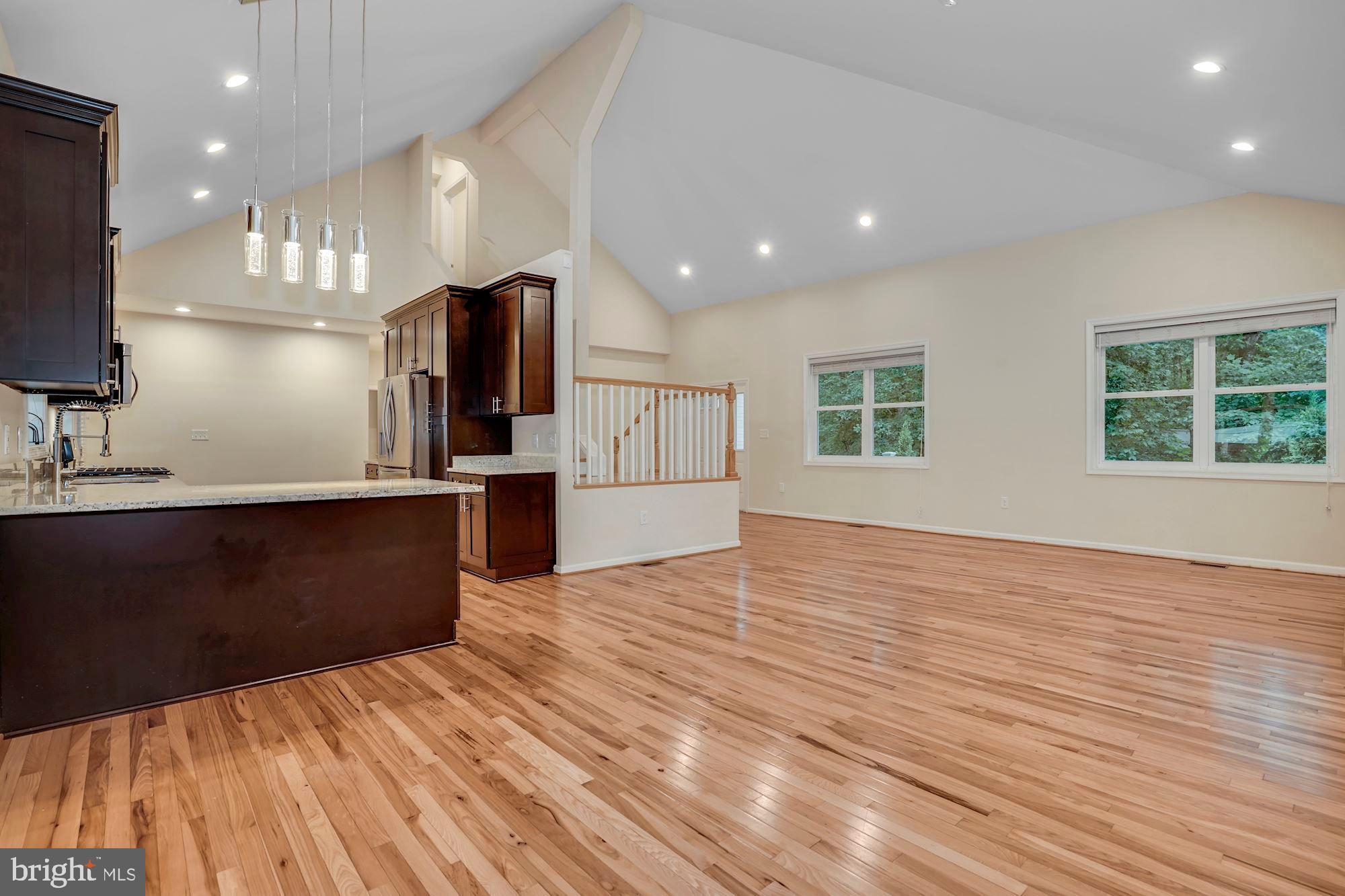 7307 Calamo Street Springfield, VA 22150 - Photo 10 of 45 Gallery Image 10