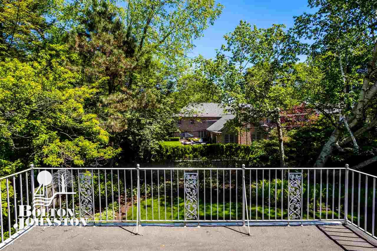 94 Touraine Road Grosse Pointe, MI 48236 - Photo 67 of 95 50012602-66.JPG