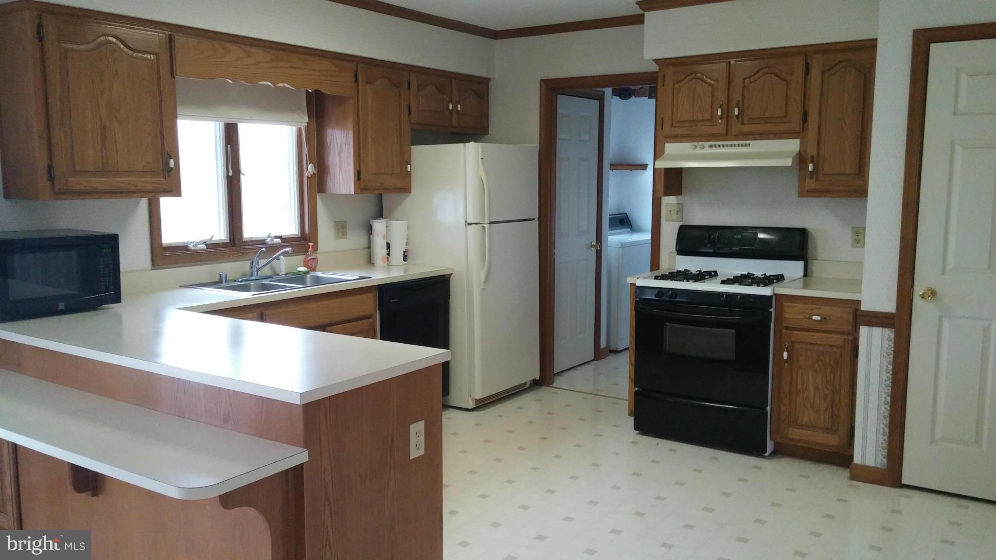8480 Deer Run Road Denton, MD 21629 - Photo 2 of 5 Kitchen