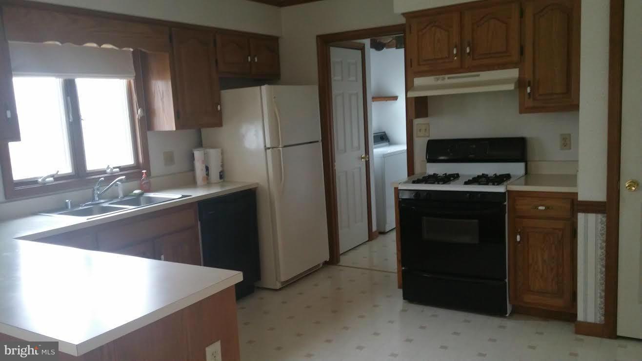 8480 Deer Run Road Denton, MD 21629 - Photo 3 of 5 Kitchen