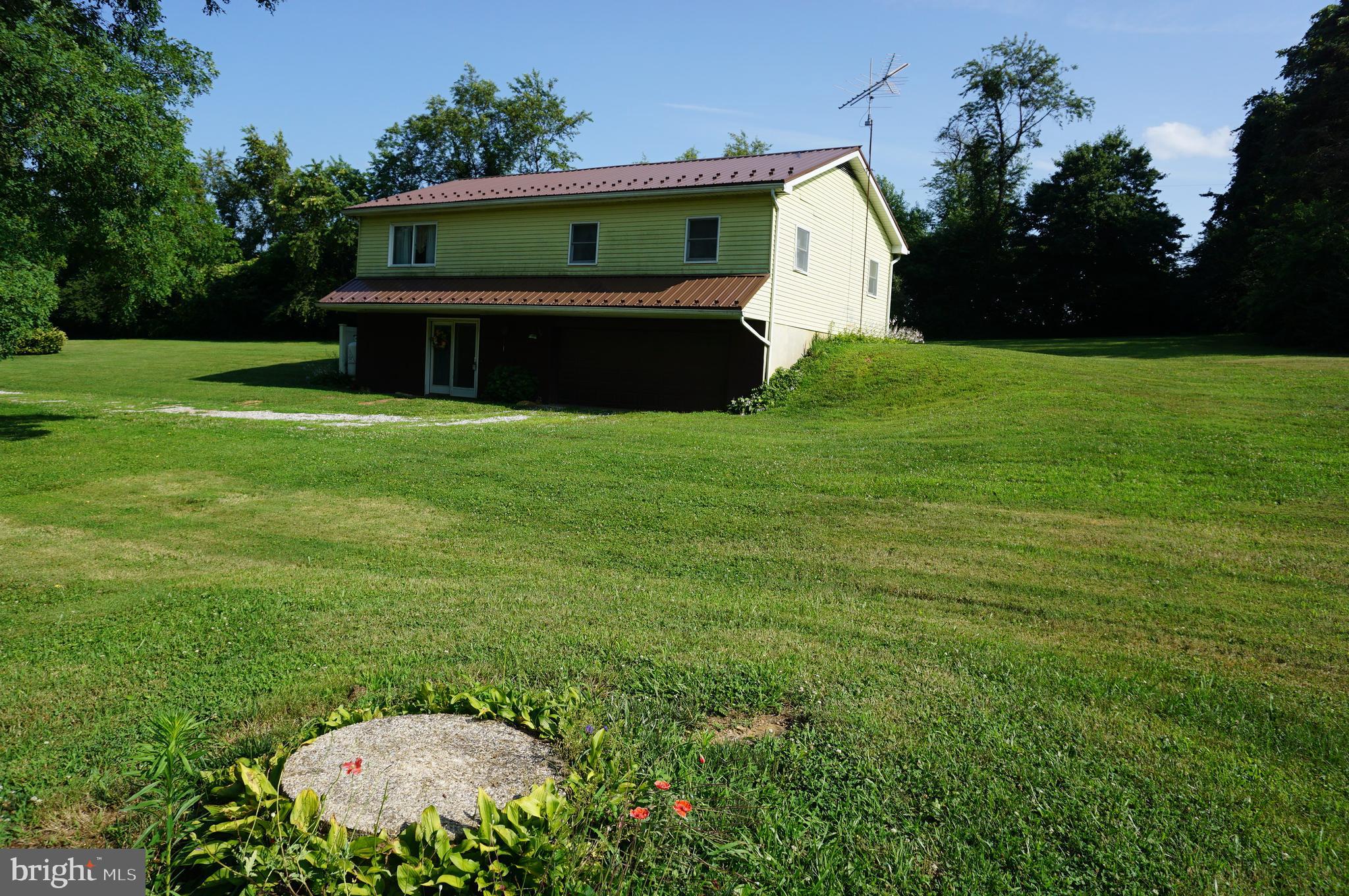 128 Church Road Airville, PA 17302 - Photo 3 of 43 Gallery Image 3