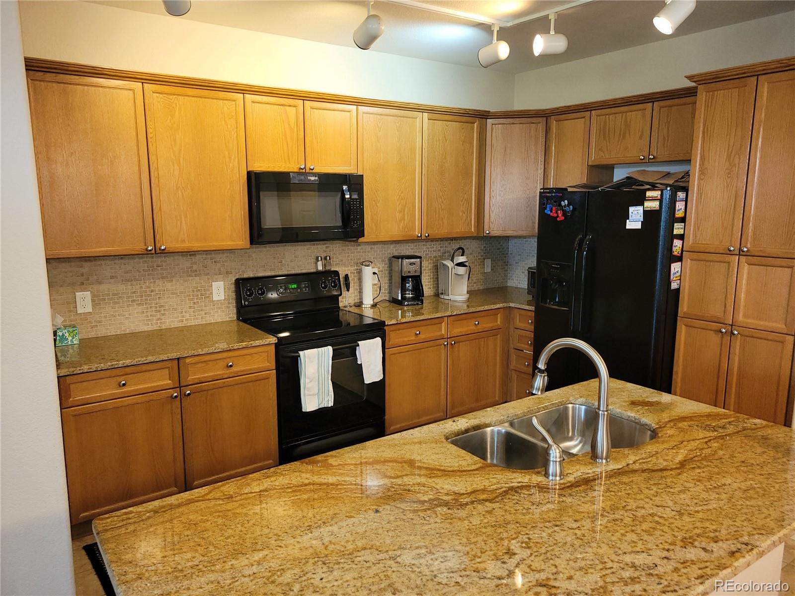 2260 South Vaughn Way, Unit 103 Aurora, CO 80014 - Photo 12 of 23