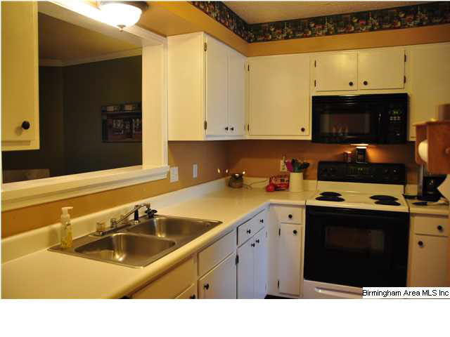 1420 Applegate Drive Alabaster, AL 35007 - Photo 4 of 19