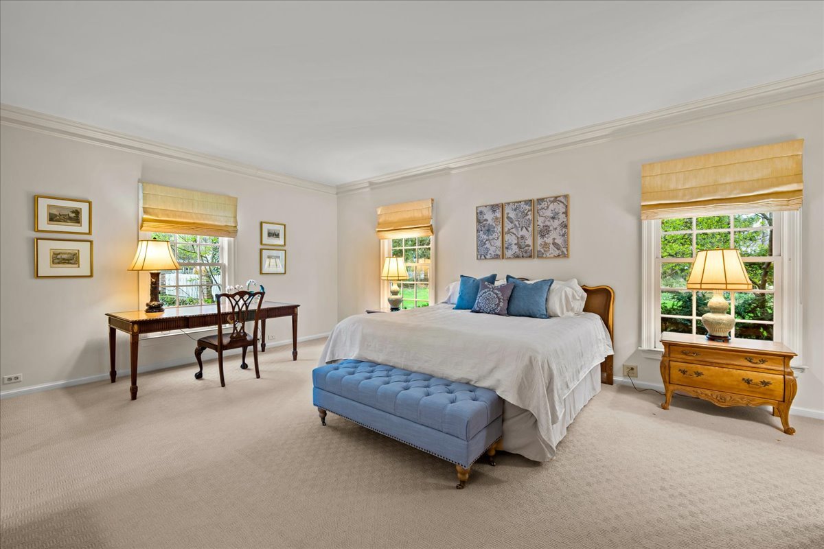 675 East Woodland Road Lake Forest, IL 60045 - Photo 20 of 54