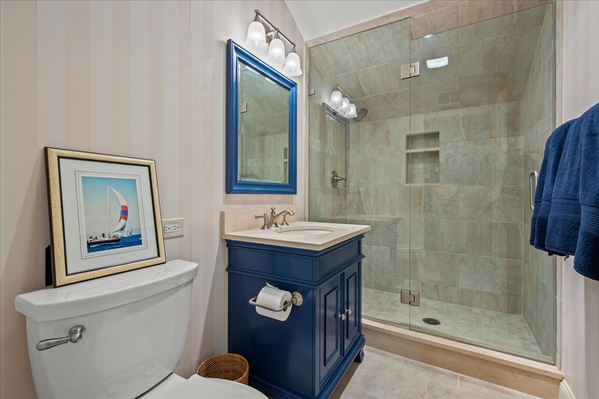 675 East Woodland Road Lake Forest, IL 60045 - Photo 35 of 54