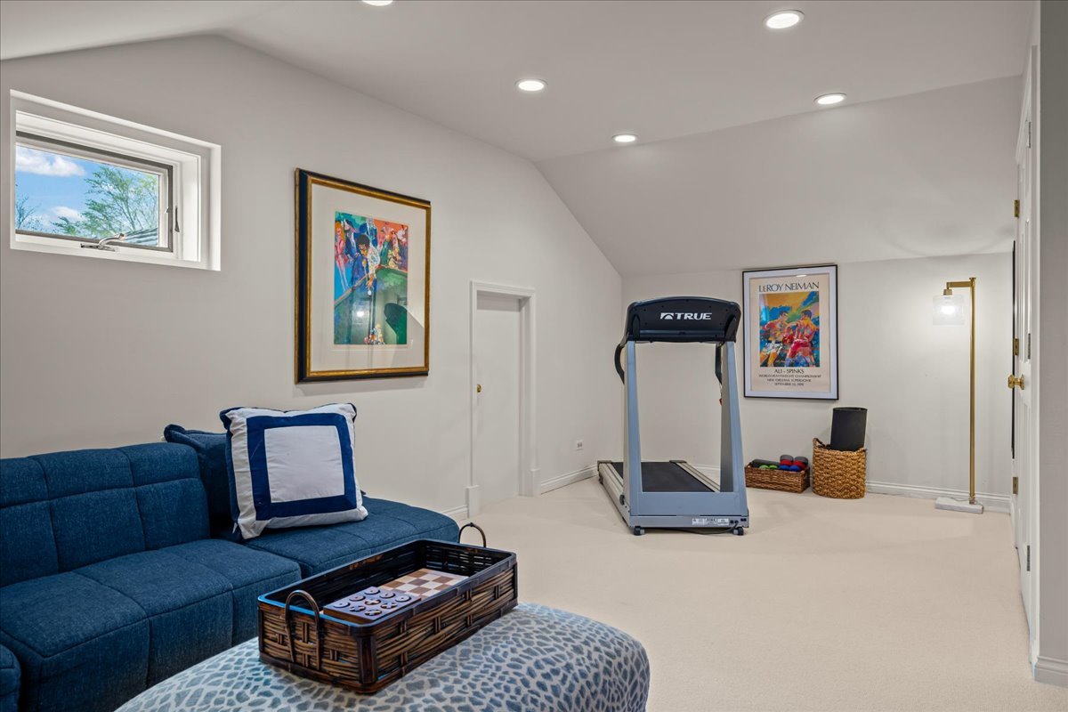 675 East Woodland Road Lake Forest, IL 60045 - Photo 37 of 54