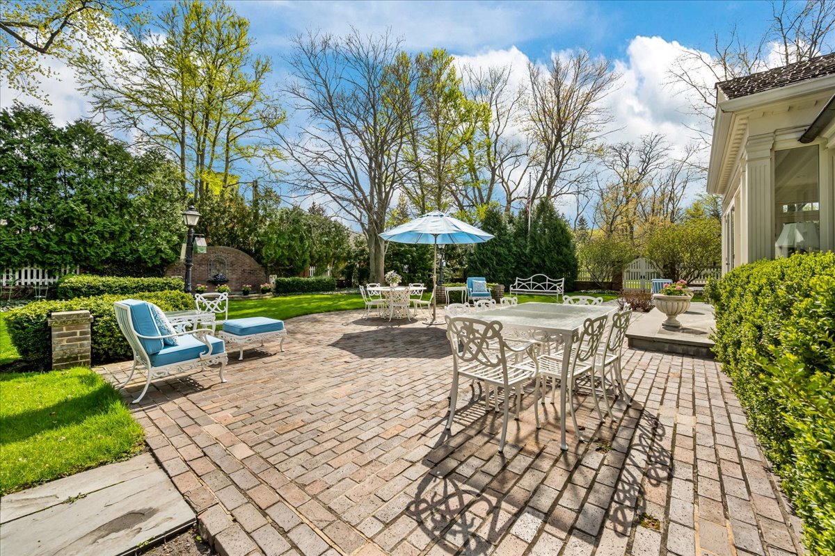 675 East Woodland Road Lake Forest, IL 60045 - Photo 44 of 54