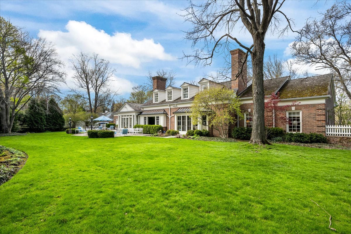 675 East Woodland Road Lake Forest, IL 60045 - Photo 46 of 54