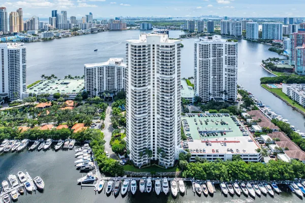 $749,999 | 3500 Mystic Pointe Drive, Aventura, FL 33180