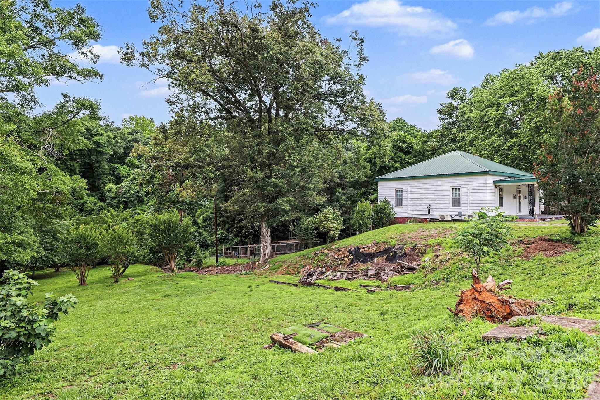 58 Poplar Street Great Falls, SC 29055 - Photo 3 of 27