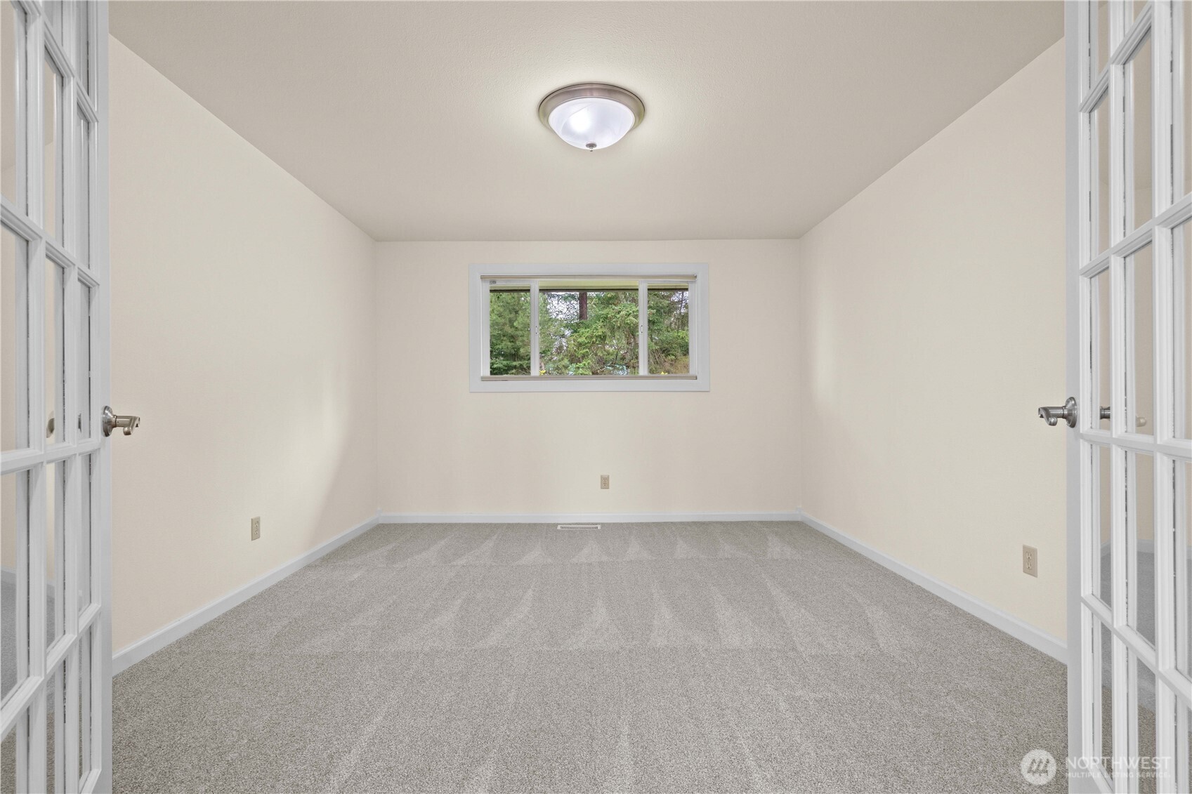 10203 45th Street East Edgewood, WA 98372 - Photo 11 of 27