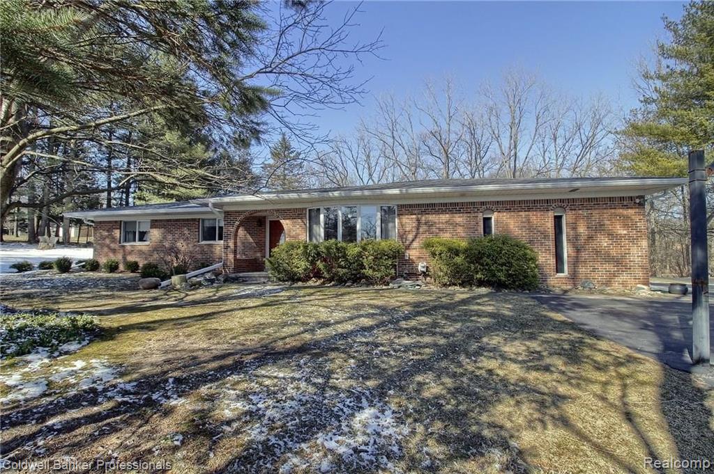1381 North Livernois Road Rochester Hills, MI 48306 - Photo 2 of 34
