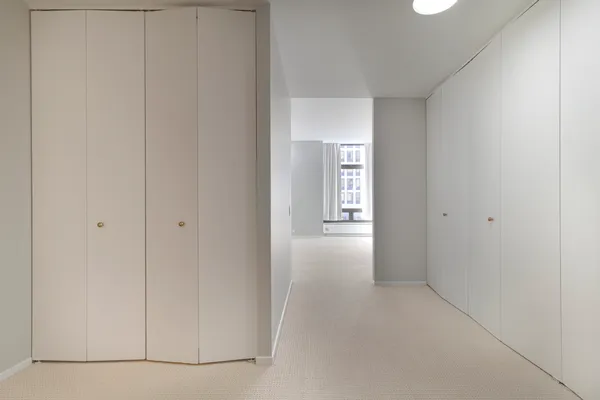 a view of empty room with window