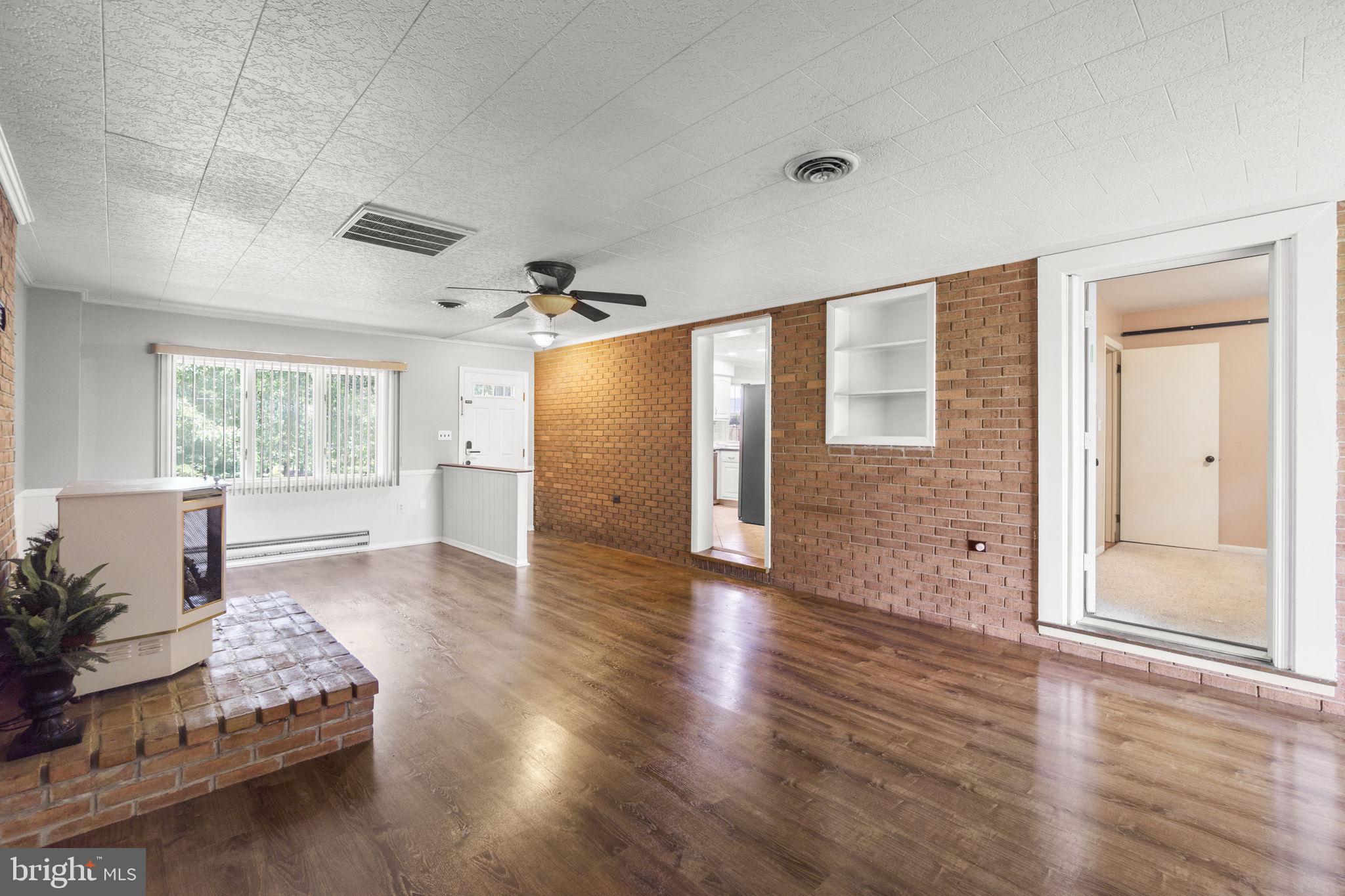 11840 White Hall Road Smithsburg, MD 21783 - Photo 12 of 38 Gallery Image 12
