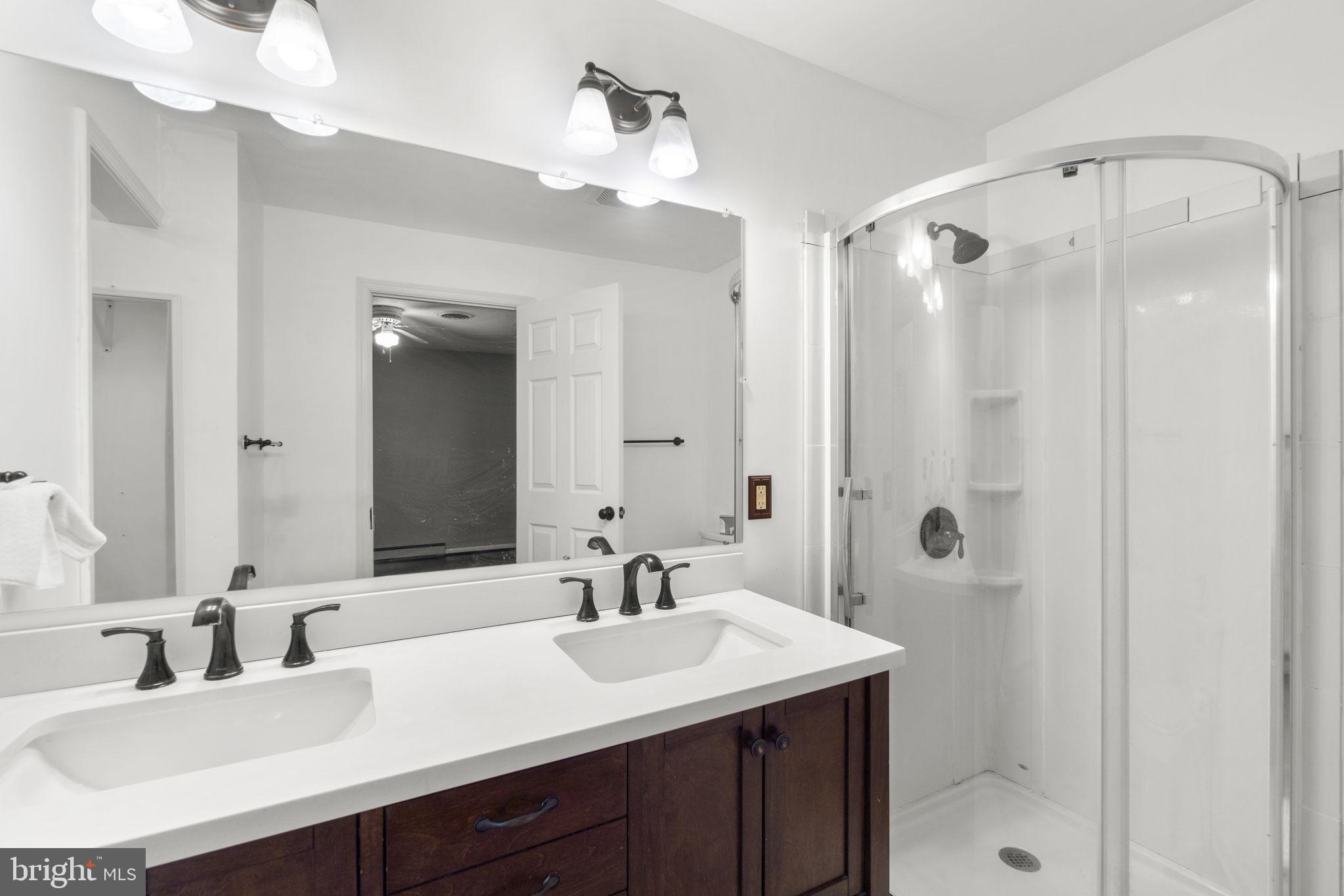11840 White Hall Road Smithsburg, MD 21783 - Photo 16 of 38 Gallery Image 16