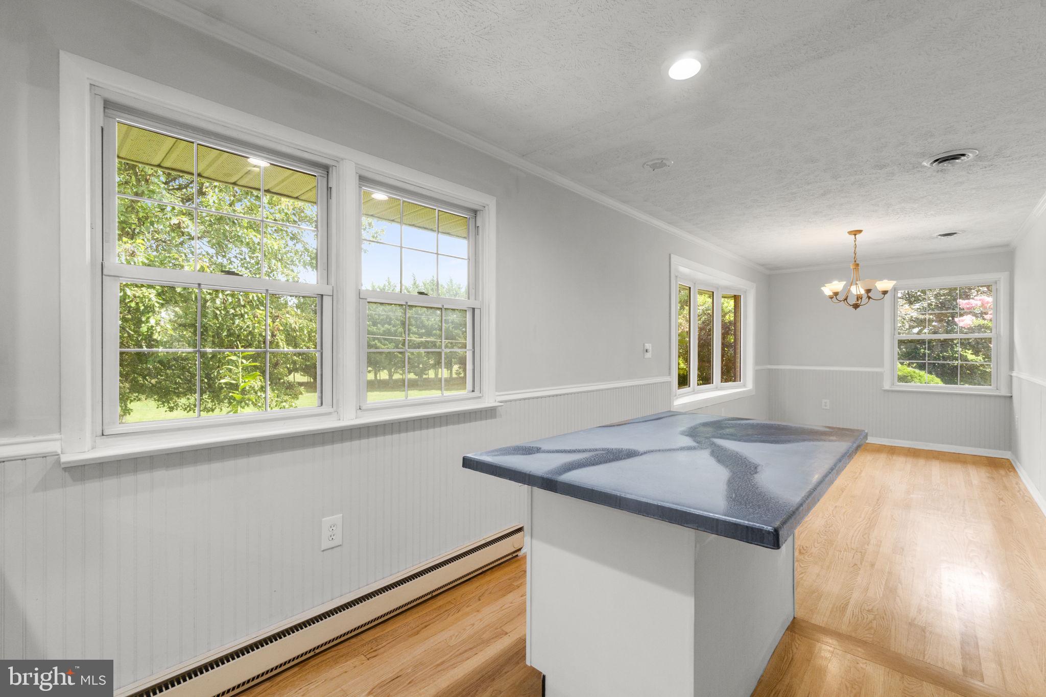 11840 White Hall Road Smithsburg, MD 21783 - Photo 8 of 38 Gallery Image 8