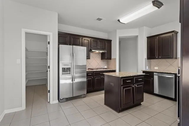 $1,950 | 104 San Matteo Street, Georgetown, TX 78628