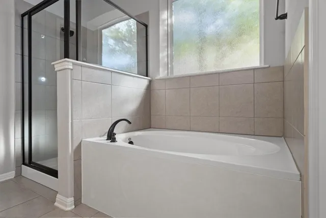 $1,950 | 104 San Matteo Street, Georgetown, TX 78628