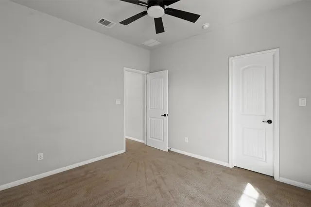 $1,950 | 104 San Matteo Street, Georgetown, TX 78628