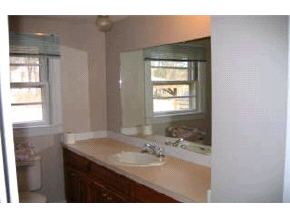 442 Boston Post Road Amherst, NH 03031 - Photo 5 of 9