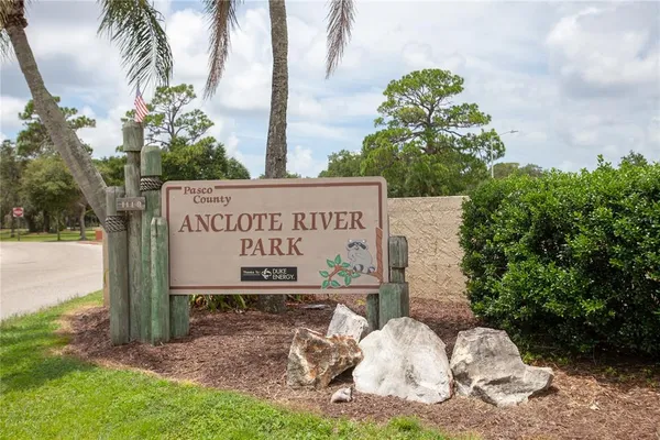 $379,900 | 2815 Wood Pointe Drive, Holiday, FL 34691