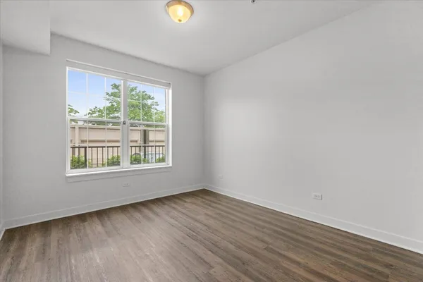$2,811 | 500 North Northwest Highway, Unit 113, Park Ridge, IL 60068