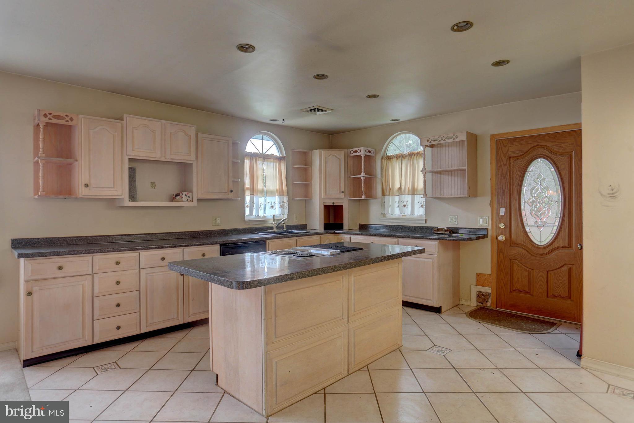 367 Kendig Road Conestoga, PA 17516 - Photo 2 of 12