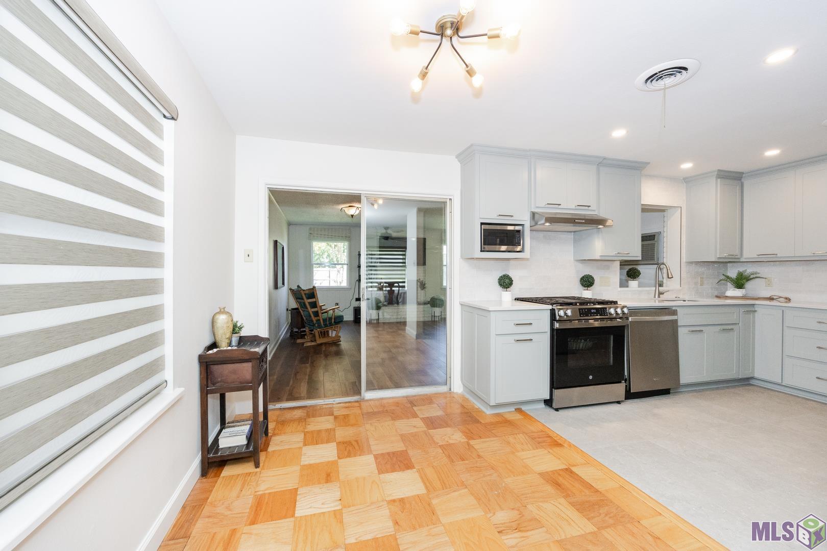8567 North Essen Heights Court Baton Rouge, LA 70809 - Photo 12 of 34