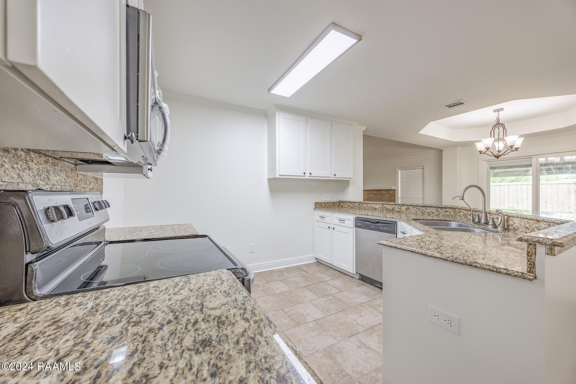 305 Rue Colombe Carencro, LA 70520 - Photo 14 of 33 Kitchen 1