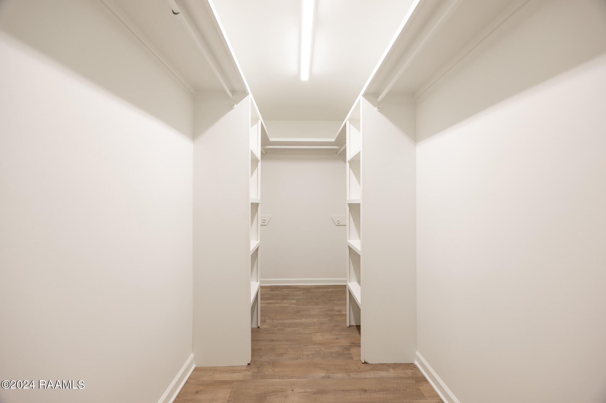 305 Rue Colombe Carencro, LA 70520 - Photo 18 of 33 Master Bedroom Closet