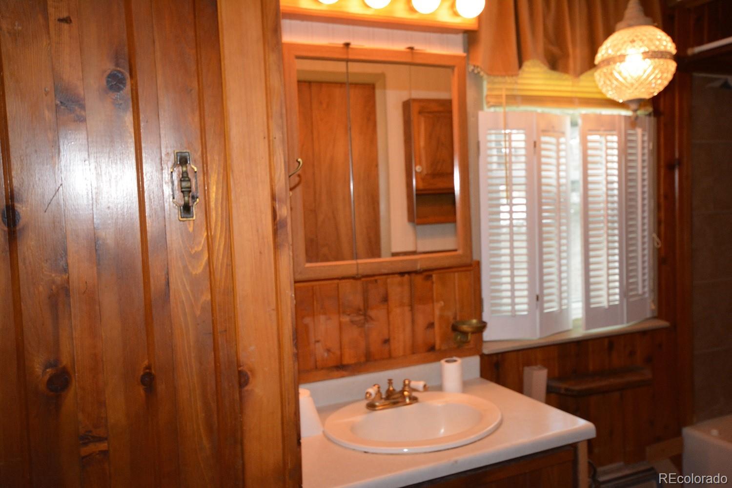 8921 South Hillview Road Morrison, CO 80465 - Photo 14 of 24 Gallery Image 14