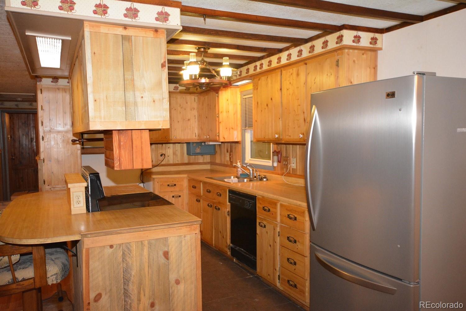 8921 South Hillview Road Morrison, CO 80465 - Photo 5 of 24 Gallery Image 5