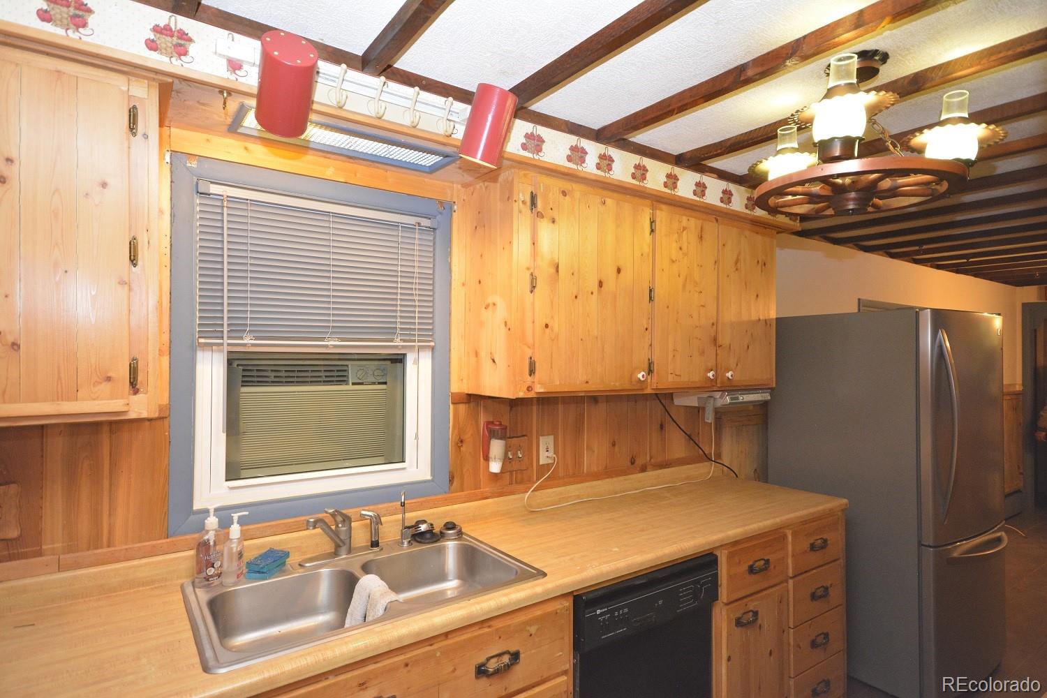 8921 South Hillview Road Morrison, CO 80465 - Photo 6 of 24 Gallery Image 6