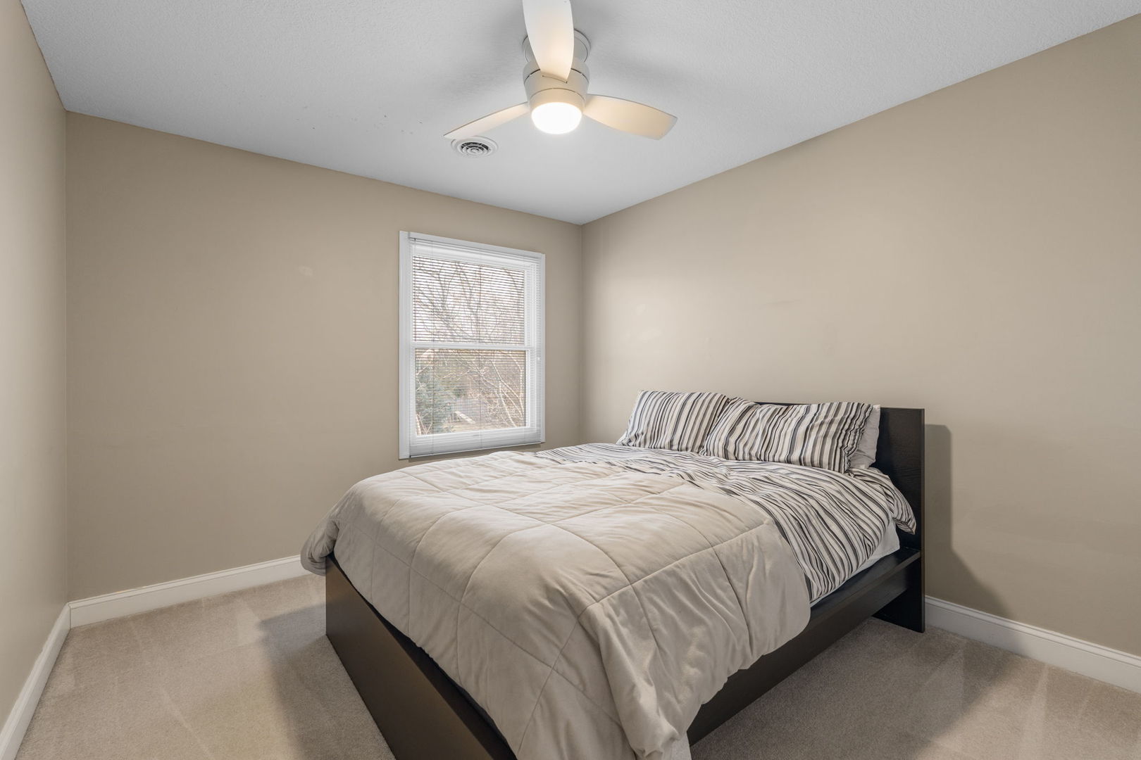 1955 Plum Tree Road Bettendorf, IA 52722 - Photo 26 of 45