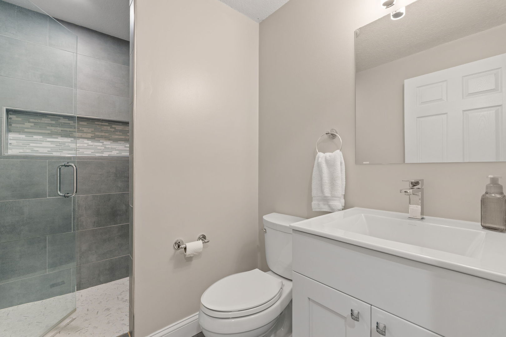 1955 Plum Tree Road Bettendorf, IA 52722 - Photo 35 of 45