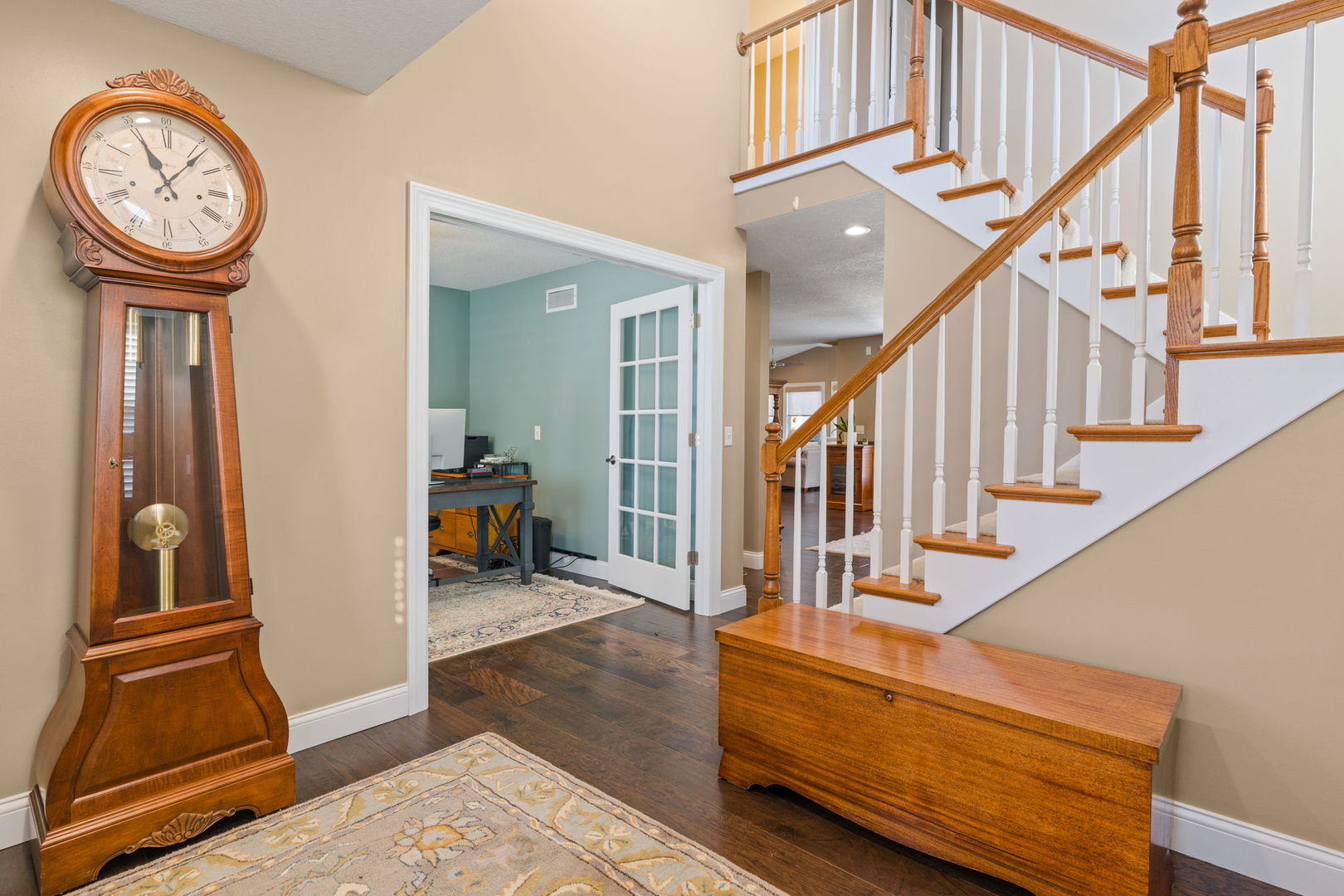 1955 Plum Tree Road Bettendorf, IA 52722 - Photo 4 of 45