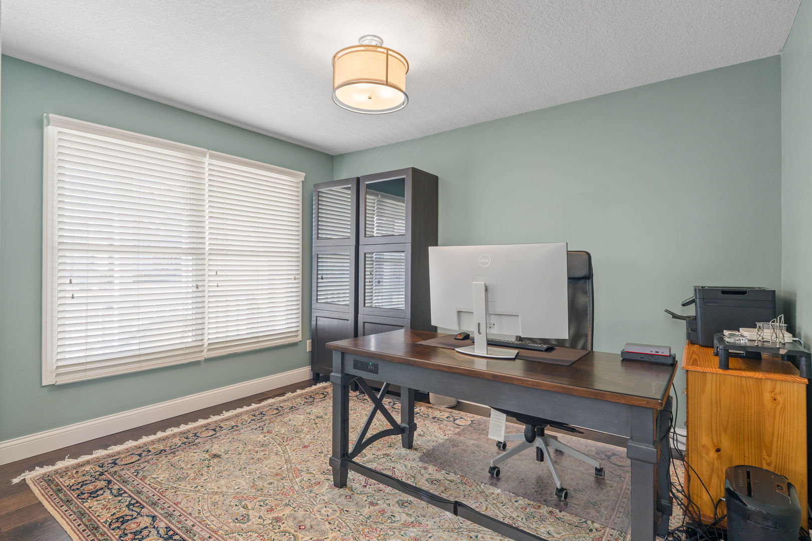 1955 Plum Tree Road Bettendorf, IA 52722 - Photo 5 of 45