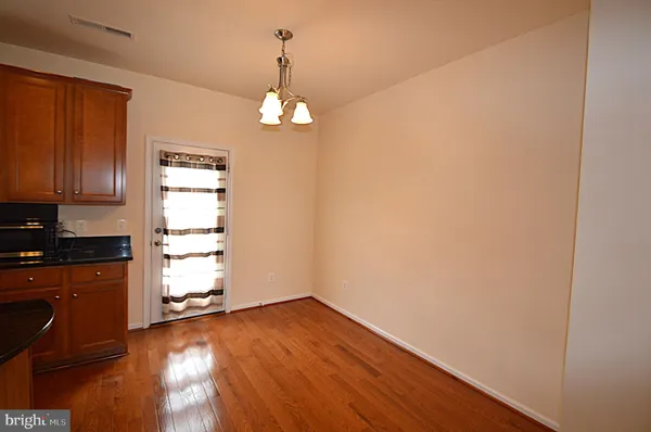 $2,950 | 44071 Eastgate View Drive, Chantilly, VA 20152