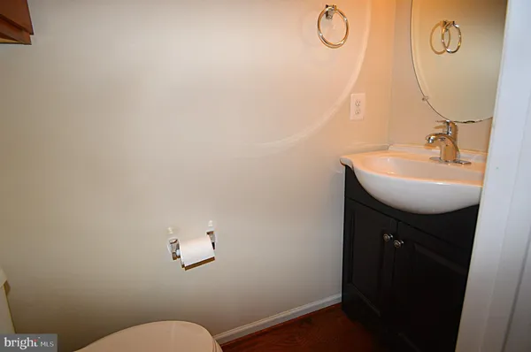 $2,950 | 44071 Eastgate View Drive, Chantilly, VA 20152