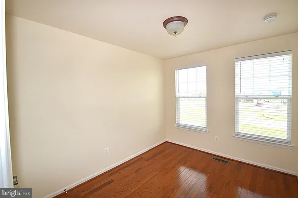 $2,950 | 44071 Eastgate View Drive, Chantilly, VA 20152