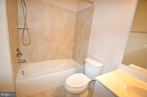 $2,950 | 44071 Eastgate View Drive, Chantilly, VA 20152