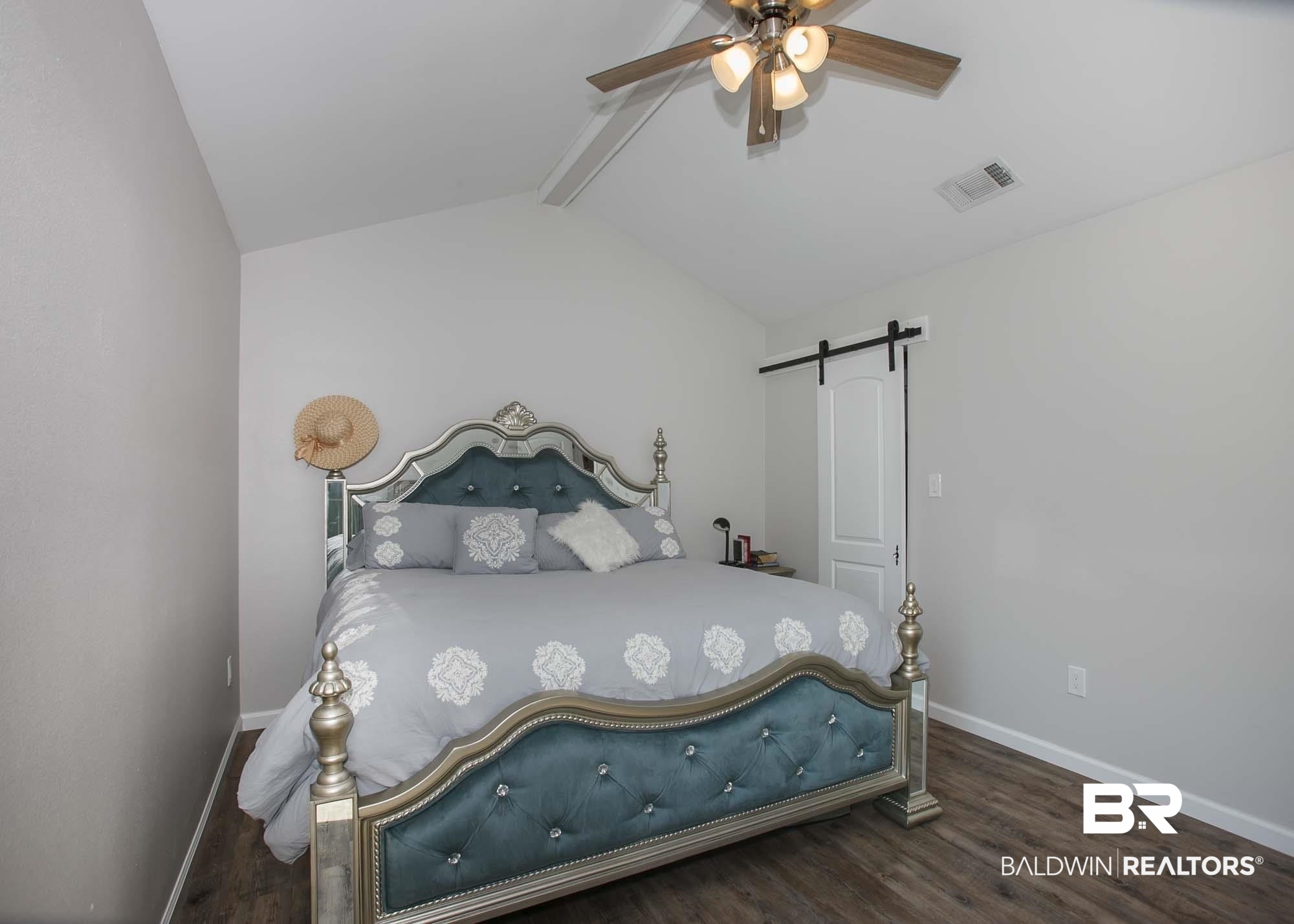 19 Magnolia Circle Foley, AL 36535 - Photo 13 of 34 Primary Bedroom