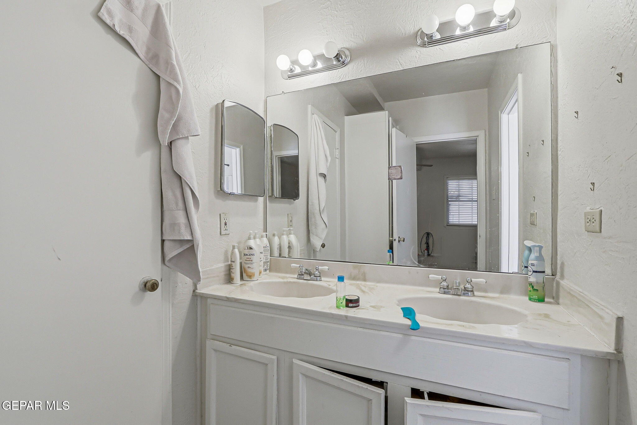 510 Mockingbird Road El Paso, TX 79907 - Photo 33 of 62 52-web-or-mls-IMG_5380