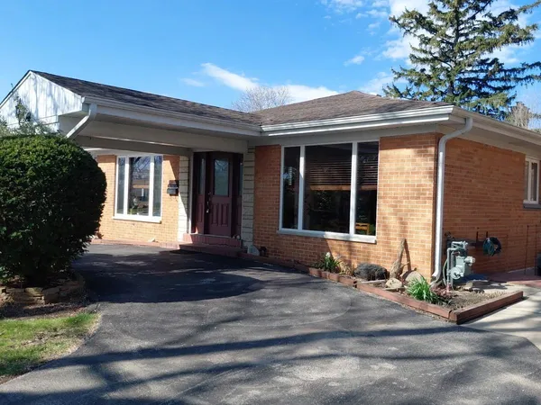 $479,900 | 9714 Kedvale Avenue, Skokie, IL 60076