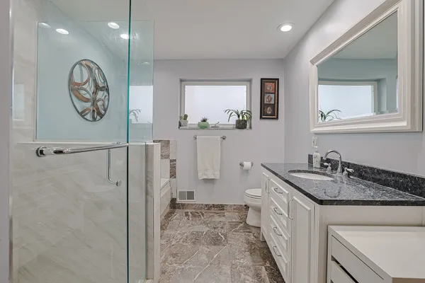 $479,900 | 9714 Kedvale Avenue, Skokie, IL 60076
