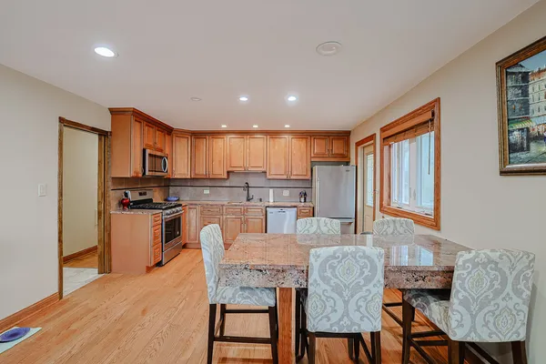 $479,900 | 9714 Kedvale Avenue, Skokie, IL 60076
